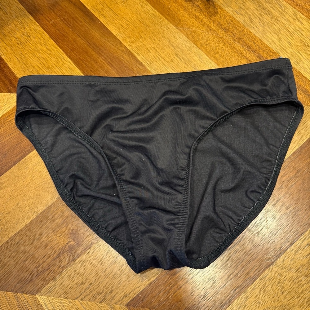 Magicsuit Black Swim bottom size 8